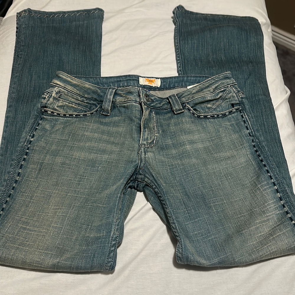 Antik denim jeans with blue stitching